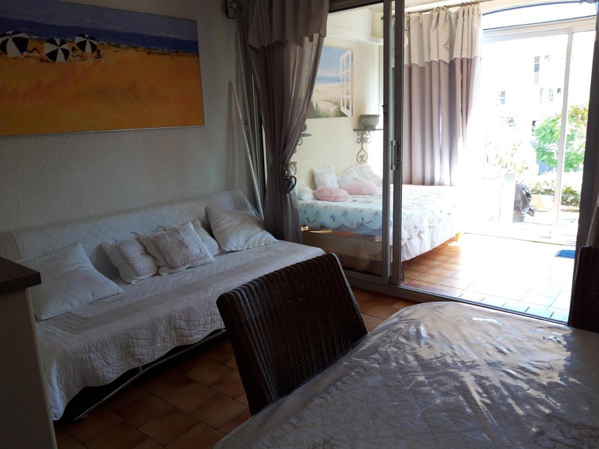T2, Jardin, Veranda Chambre, Climatisation, Parking Privatif, Proche A Pied Centre, Plage, Gare, Pour 3 Adultes Ou 2 Adultes Avec 2 Enfants Bandol Dış mekan fotoğraf